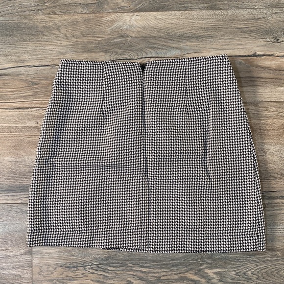 🩷3 for $20🩷 Checkered skirt NWT - Picture 3 of 9